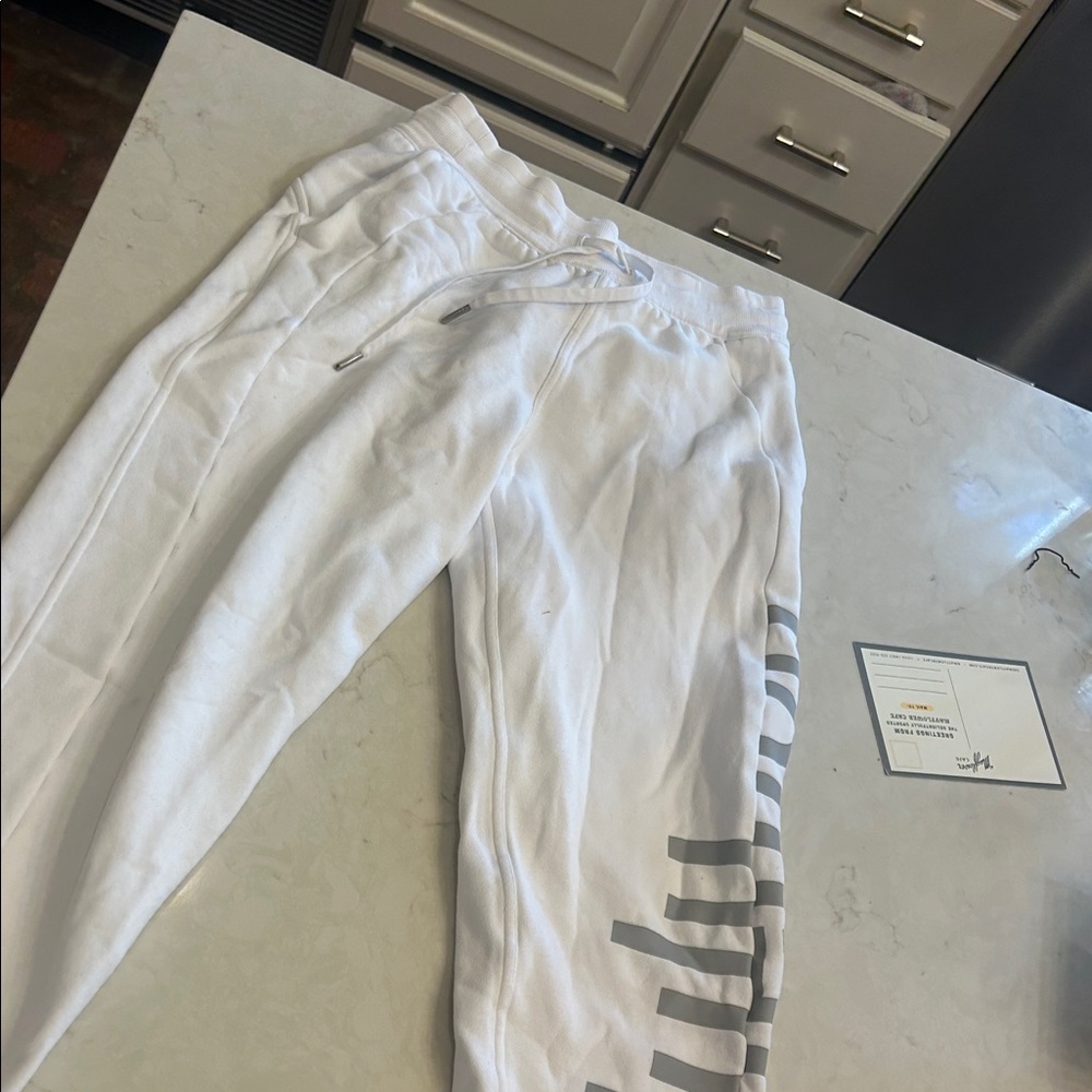 xs white lulu joggers
